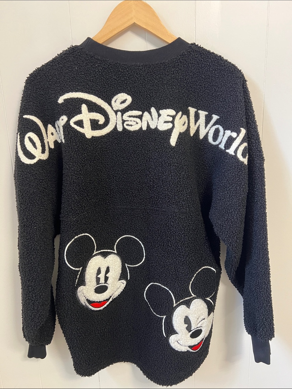 Disney Parks Walt Disney World Mickey Mouse Black Sherpa Spirit Jersey Unisex XS